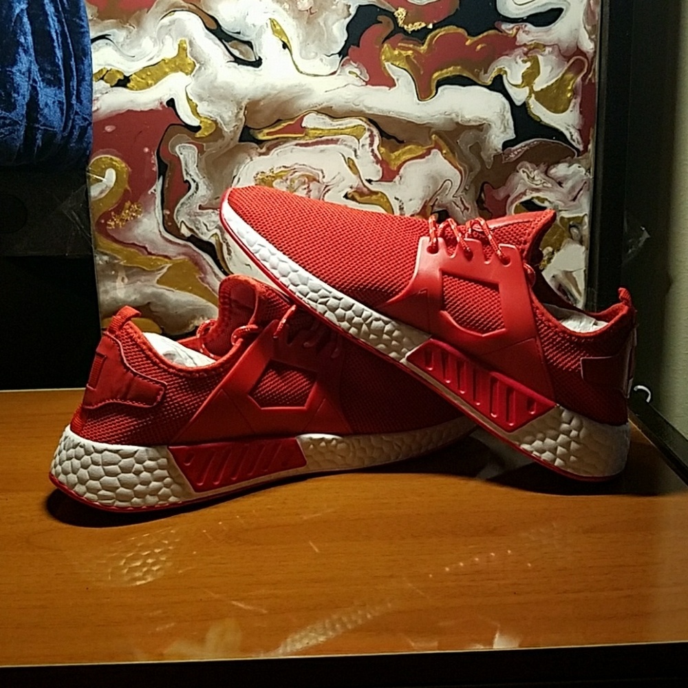 Mens "Detroit" Lightweight Athletic Shoe